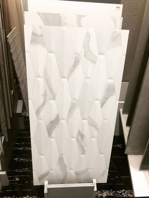 Tile Showroom in Burbank, CA Tile Showroom in Burbank, CA